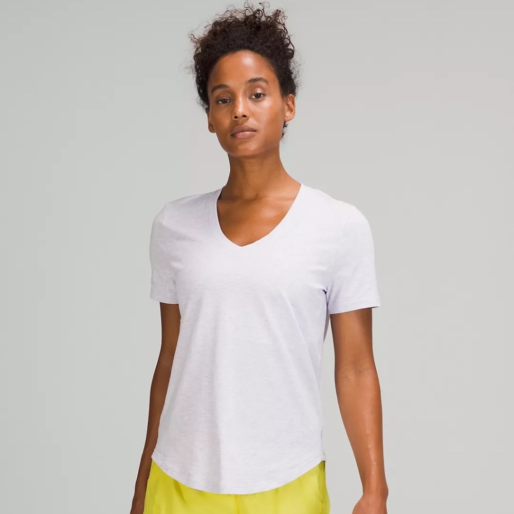 lululemon Love V-Neck T-shirt, Size 4, Heather Lilac, NWT